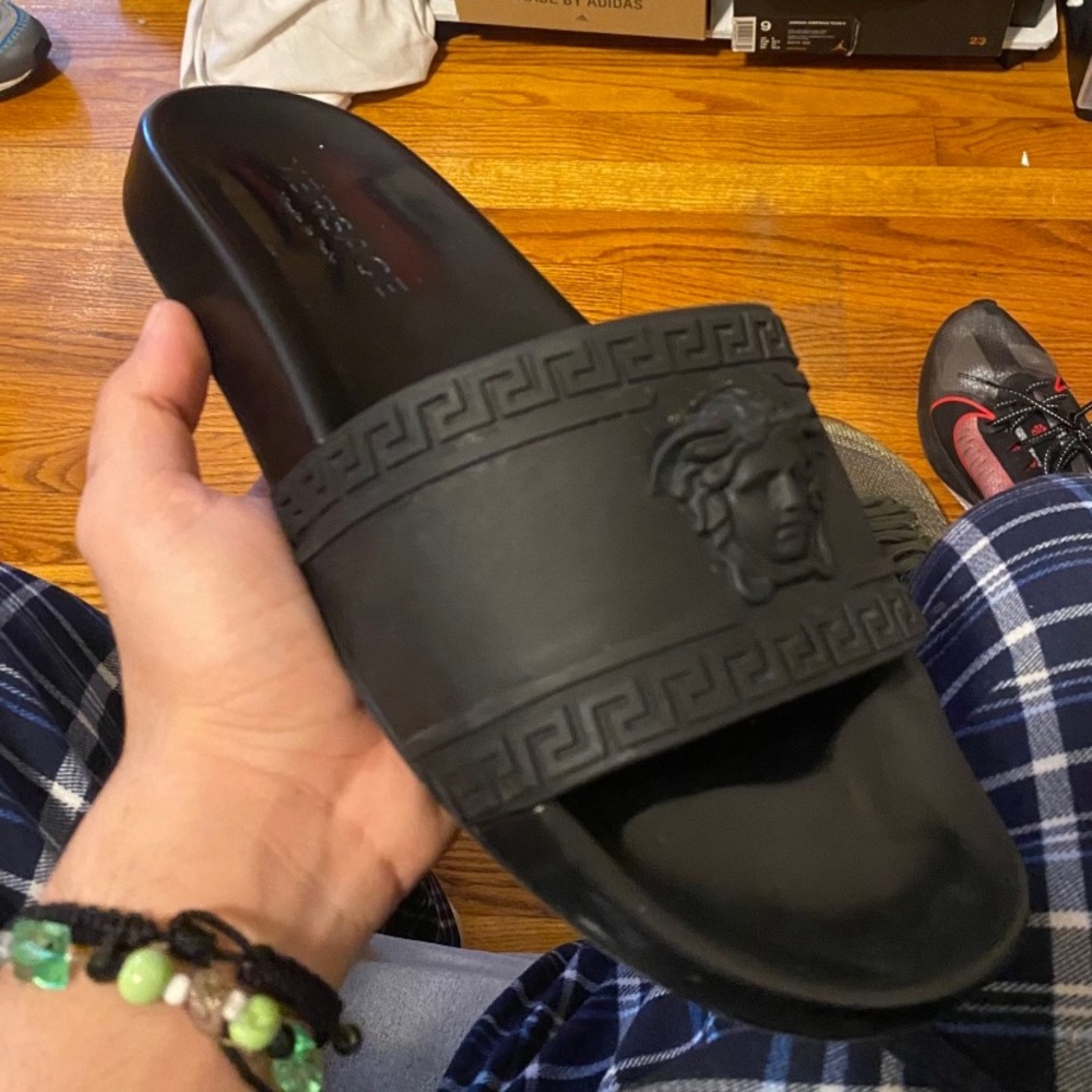 Versace slides Medusa
